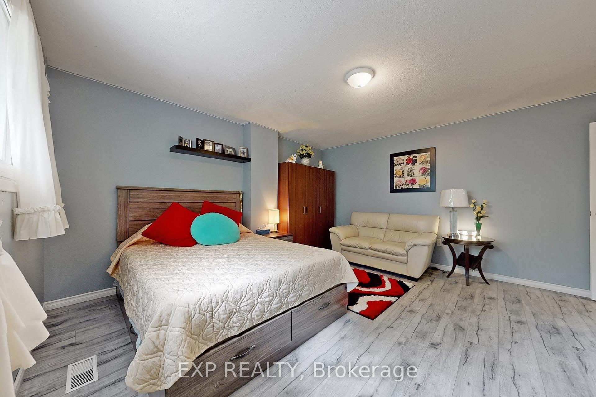 Photo 33 of 11433 Highway 9, Caledon, Palgrave — HOMEH