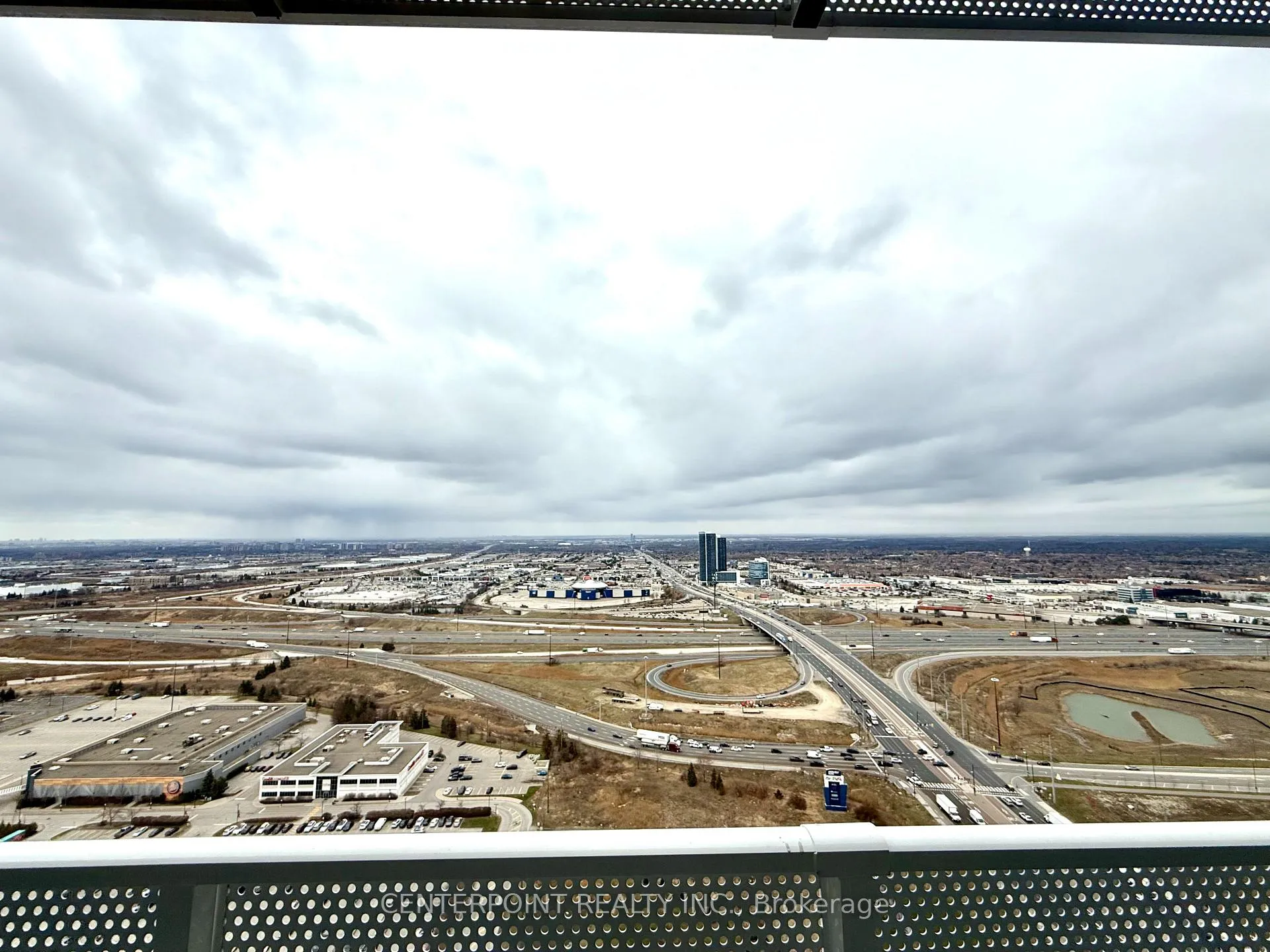 Photo 9 of Unit 3908, 195 Commerce Street, Vaughan, Vaughan Corporate Centre — HOMEH