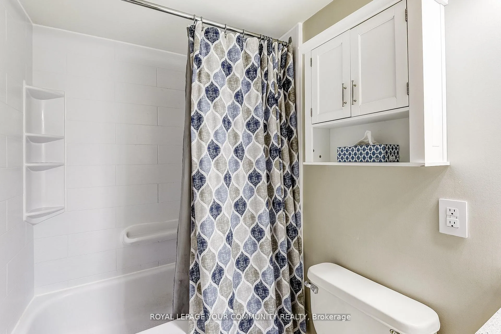Photo 9 of Unit 101, 250 Pine Grove Road, Vaughan, Islington Woods — HOMEH