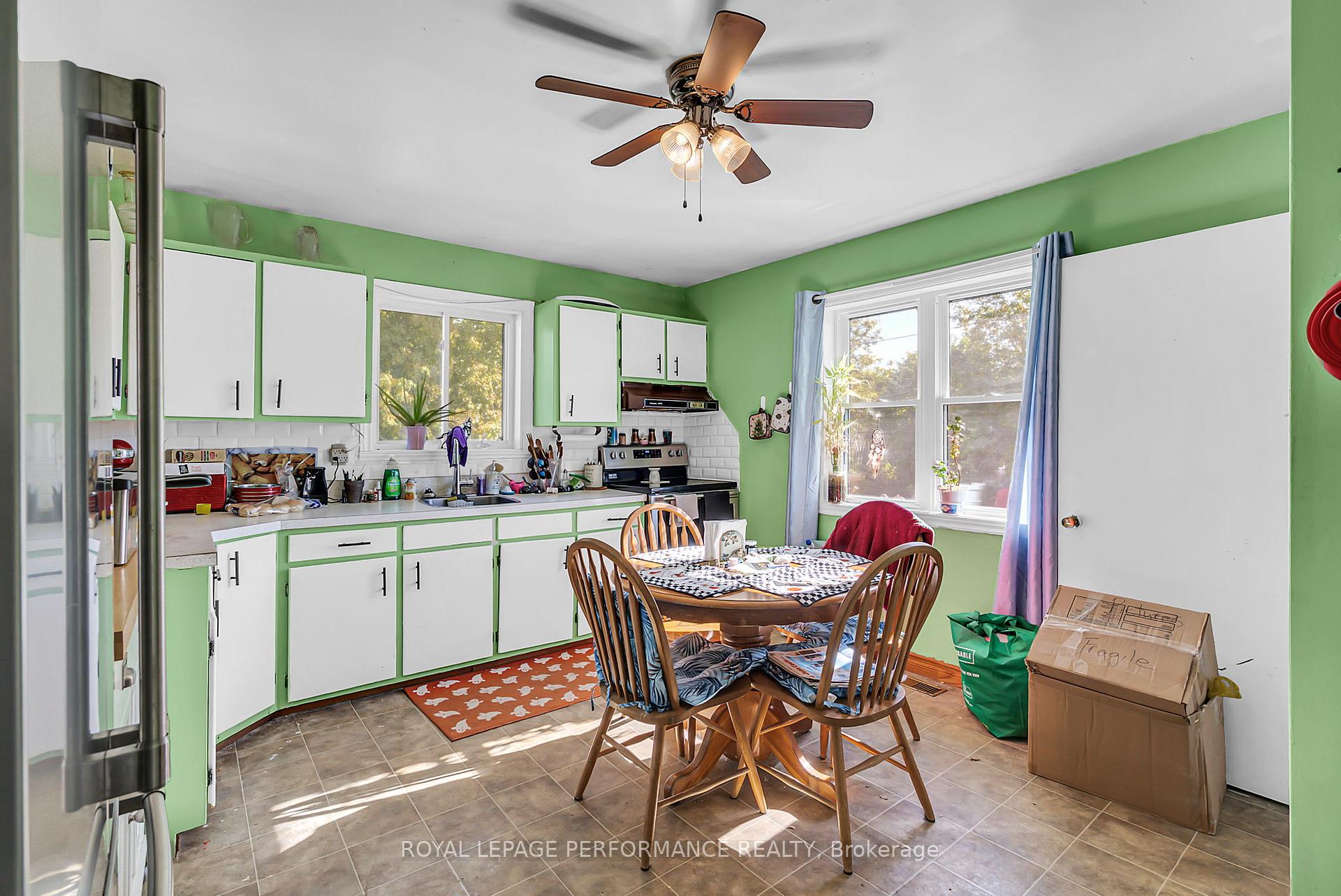 Photo 10 of 413 Wallrich Avenue, Cornwall — HOMEH