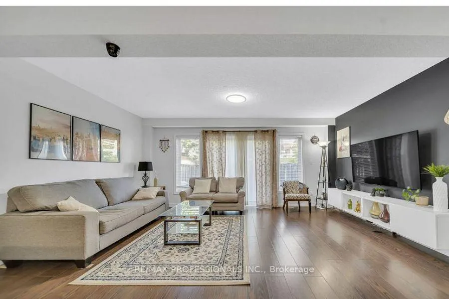 Photo 9 of Unit 7, 975 Strasburg Road, Kitchener — HOMEH