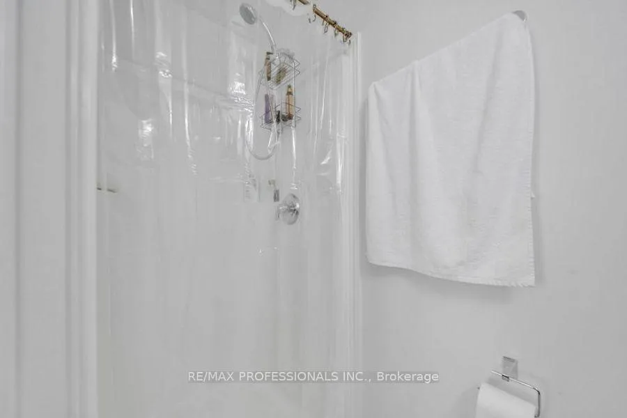 Photo 23 of Unit 7, 975 Strasburg Road, Kitchener — HOMEH