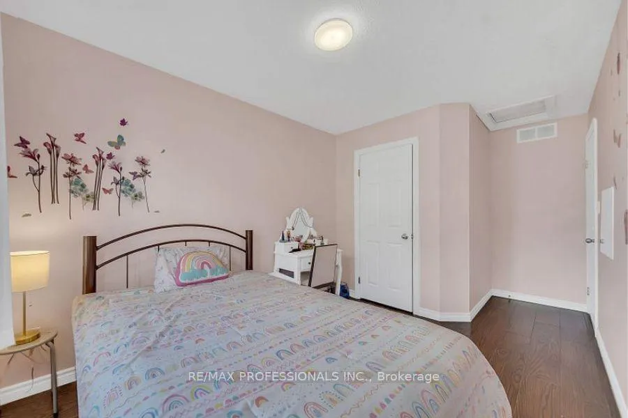 Photo 25 of Unit 7, 975 Strasburg Road, Kitchener — HOMEH