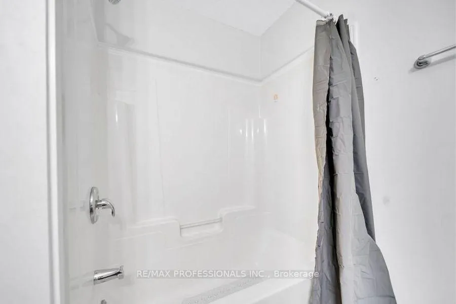 Photo 29 of Unit 7, 975 Strasburg Road, Kitchener — HOMEH