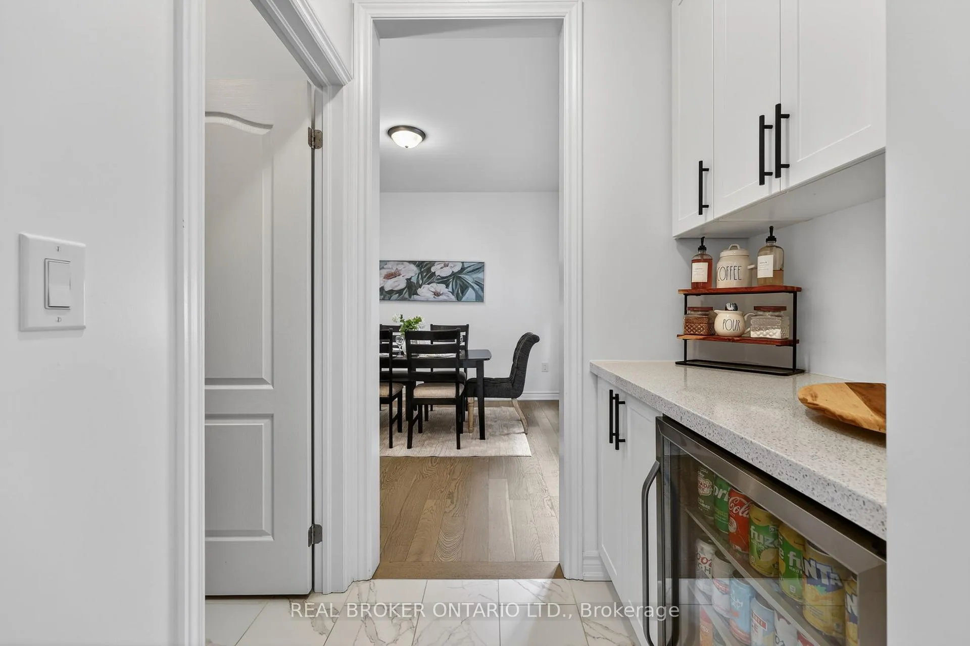Photo 10 of 3021 Sierra Drive, Orillia — HOMEH