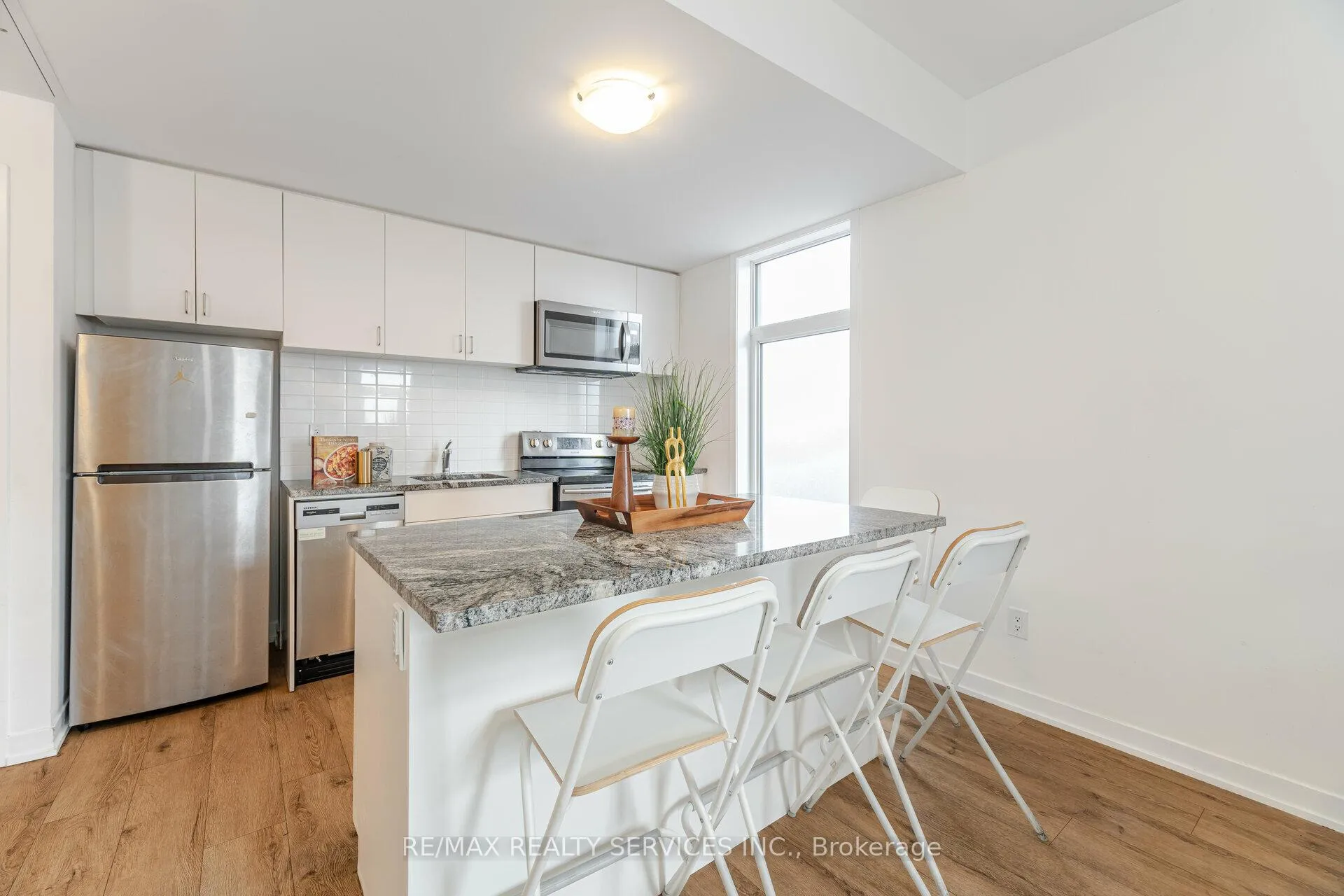 Photo 4 of Unit 31, 1720 Simcoe Street N, Oshawa, Samac — HOMEH