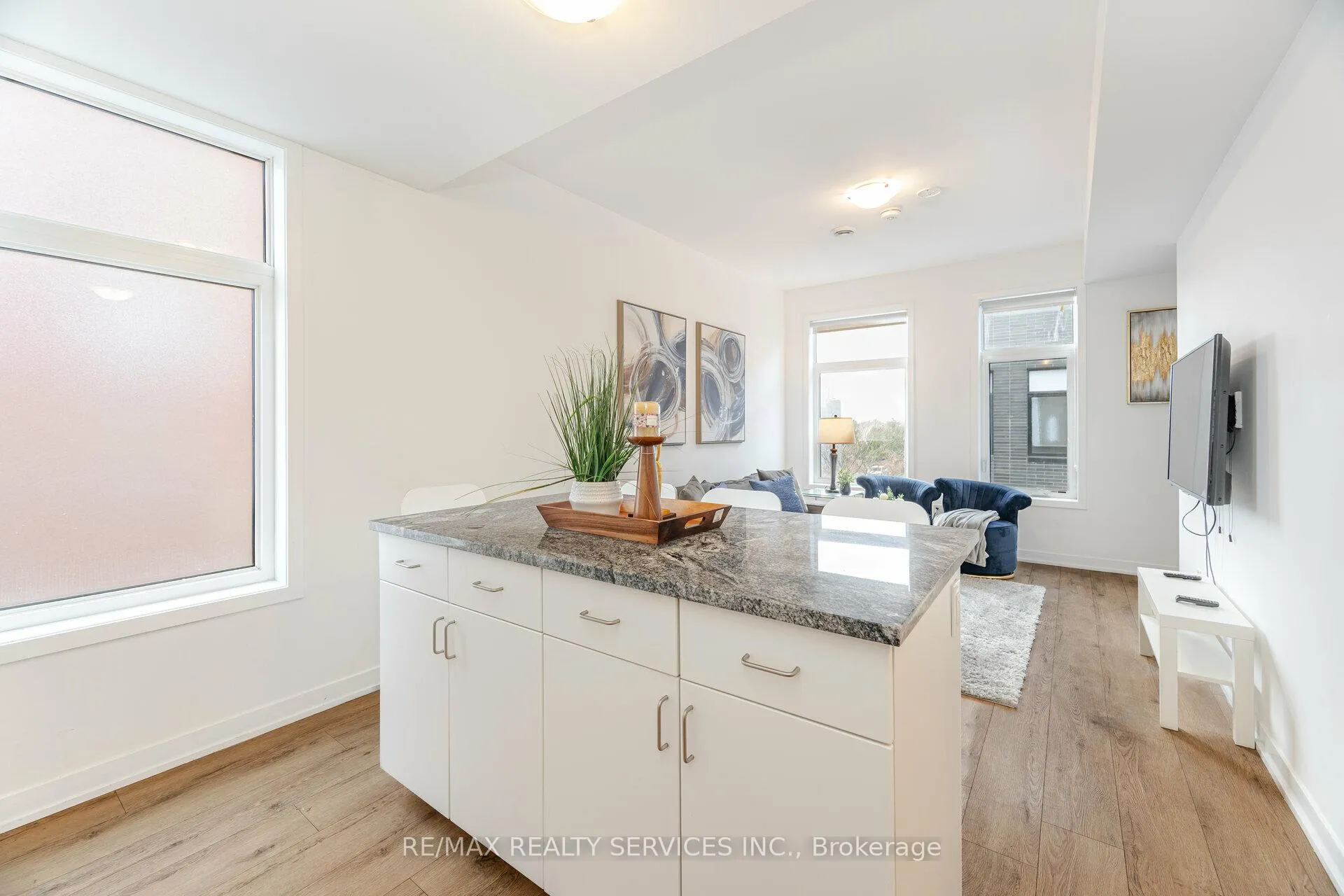 Photo 6 of Unit 31, 1720 Simcoe Street N, Oshawa, Samac — HOMEH