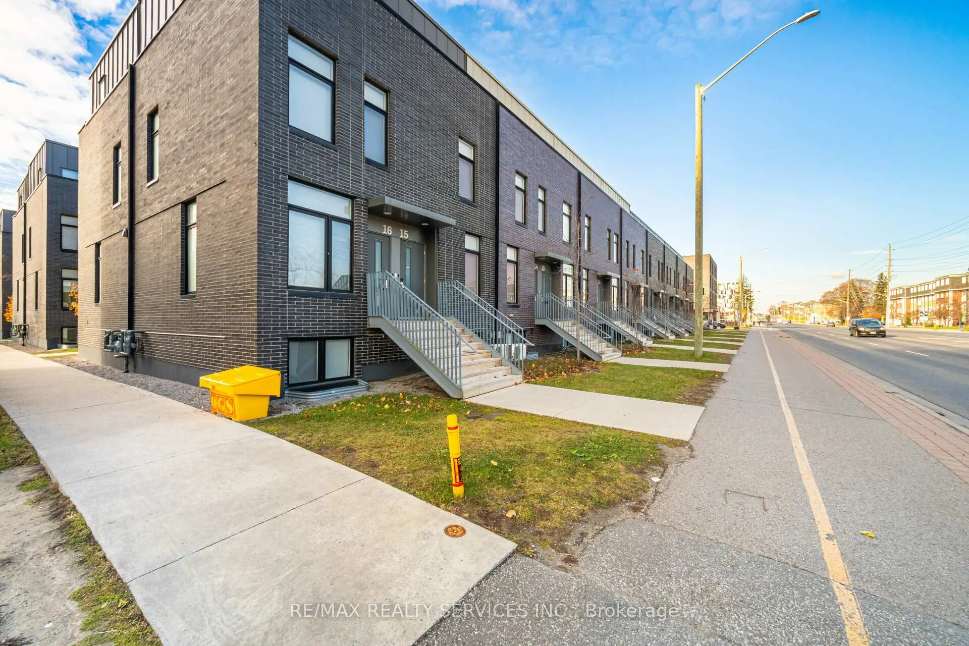 Photo 25 of Unit 31, 1720 Simcoe Street N, Oshawa, Samac — HOMEH