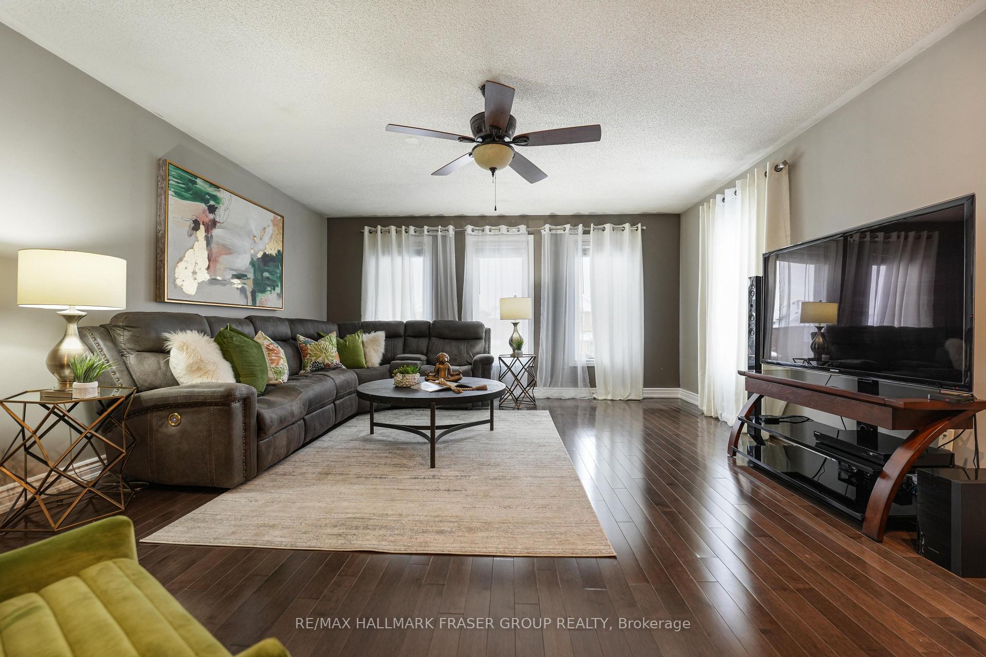 Photo 14 of 52 Gill Crescent, Ajax, Central West — HOMEH
