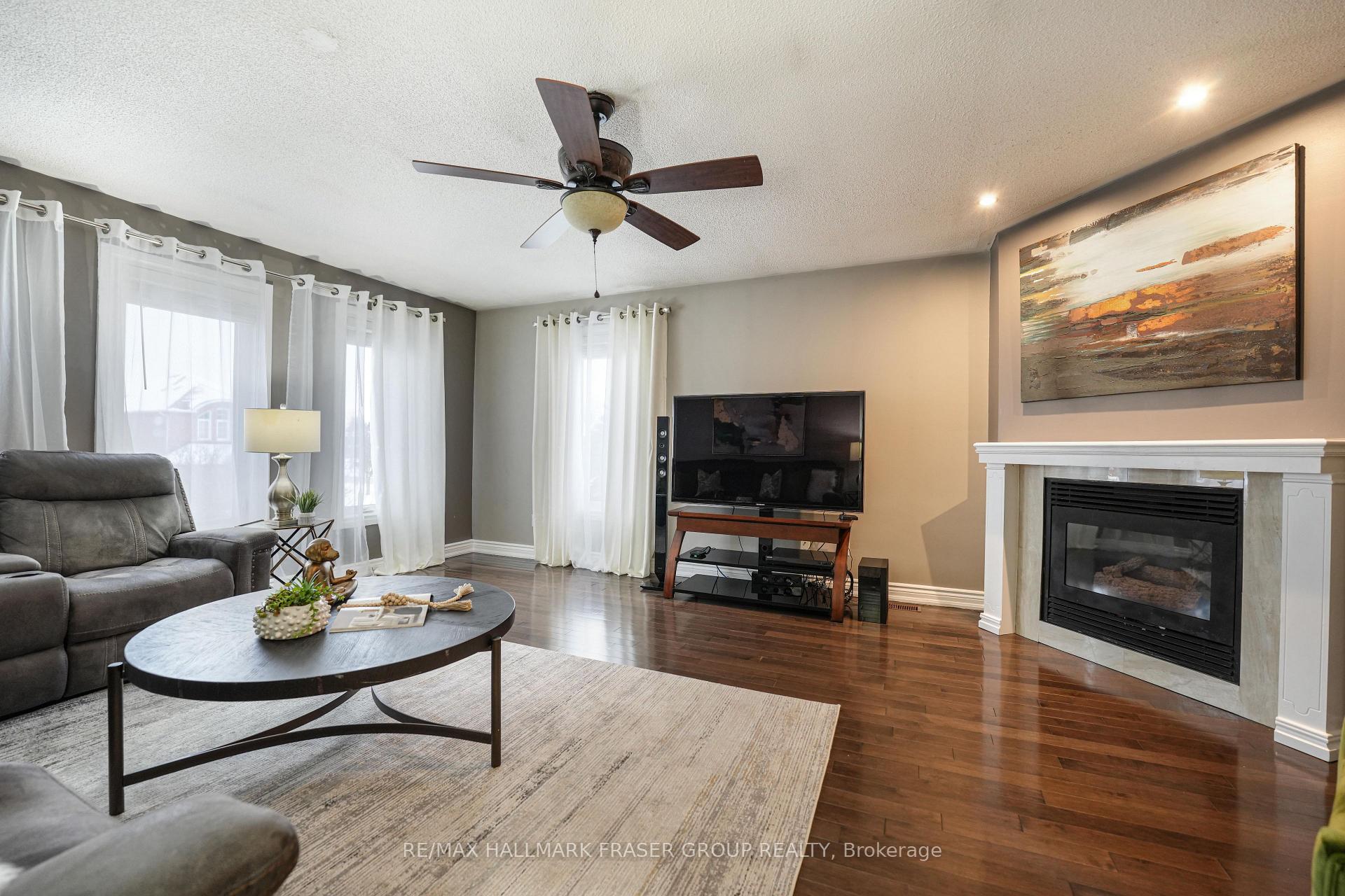 Photo 15 of 52 Gill Crescent, Ajax, Central West — HOMEH