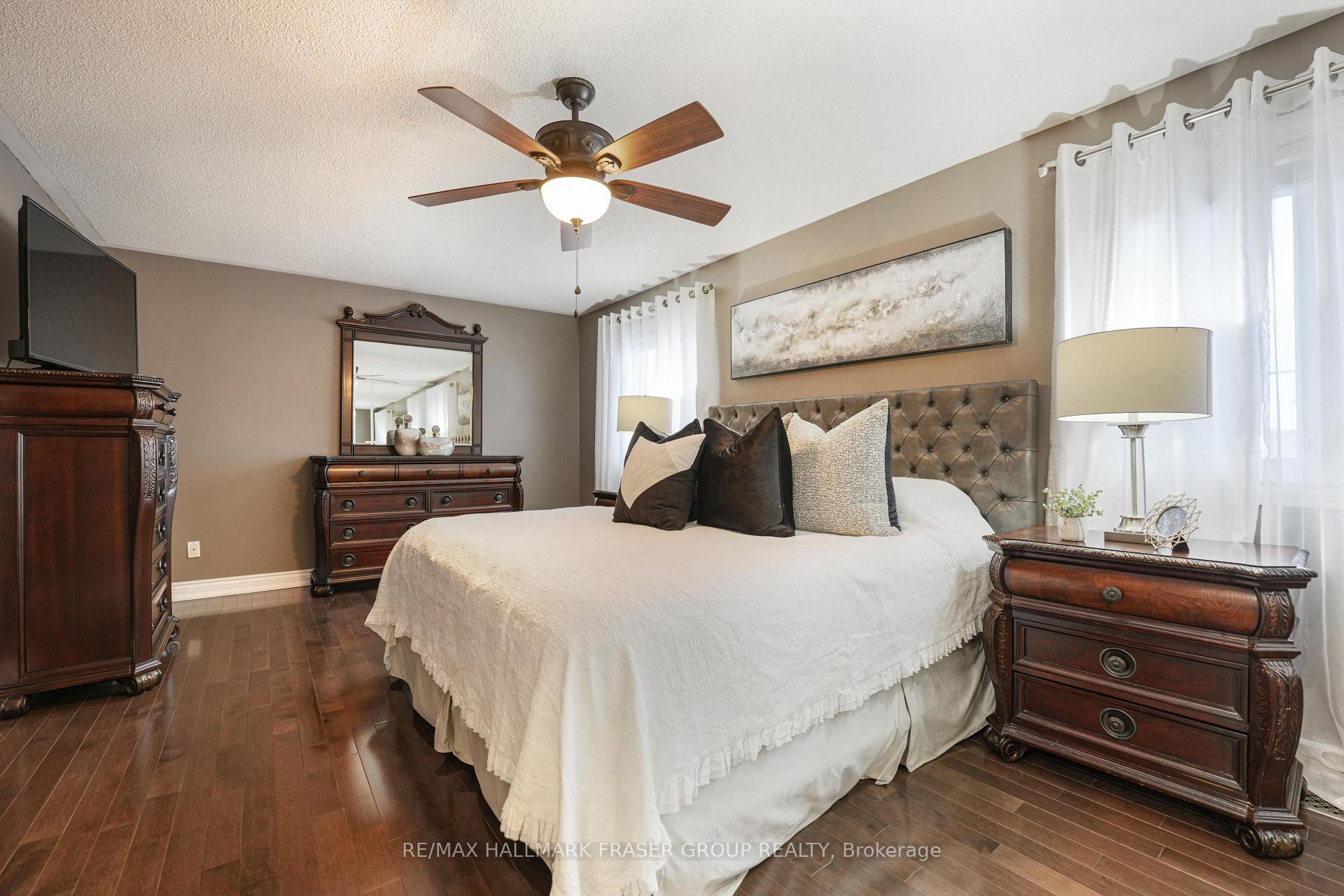 Photo 18 of 52 Gill Crescent, Ajax, Central West — HOMEH