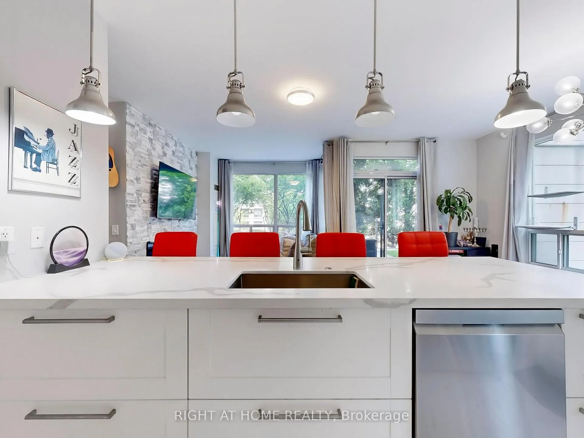 Photo 22 of Unit 105, 50 Disera Drive, Vaughan, Beverley Glen — HOMEH