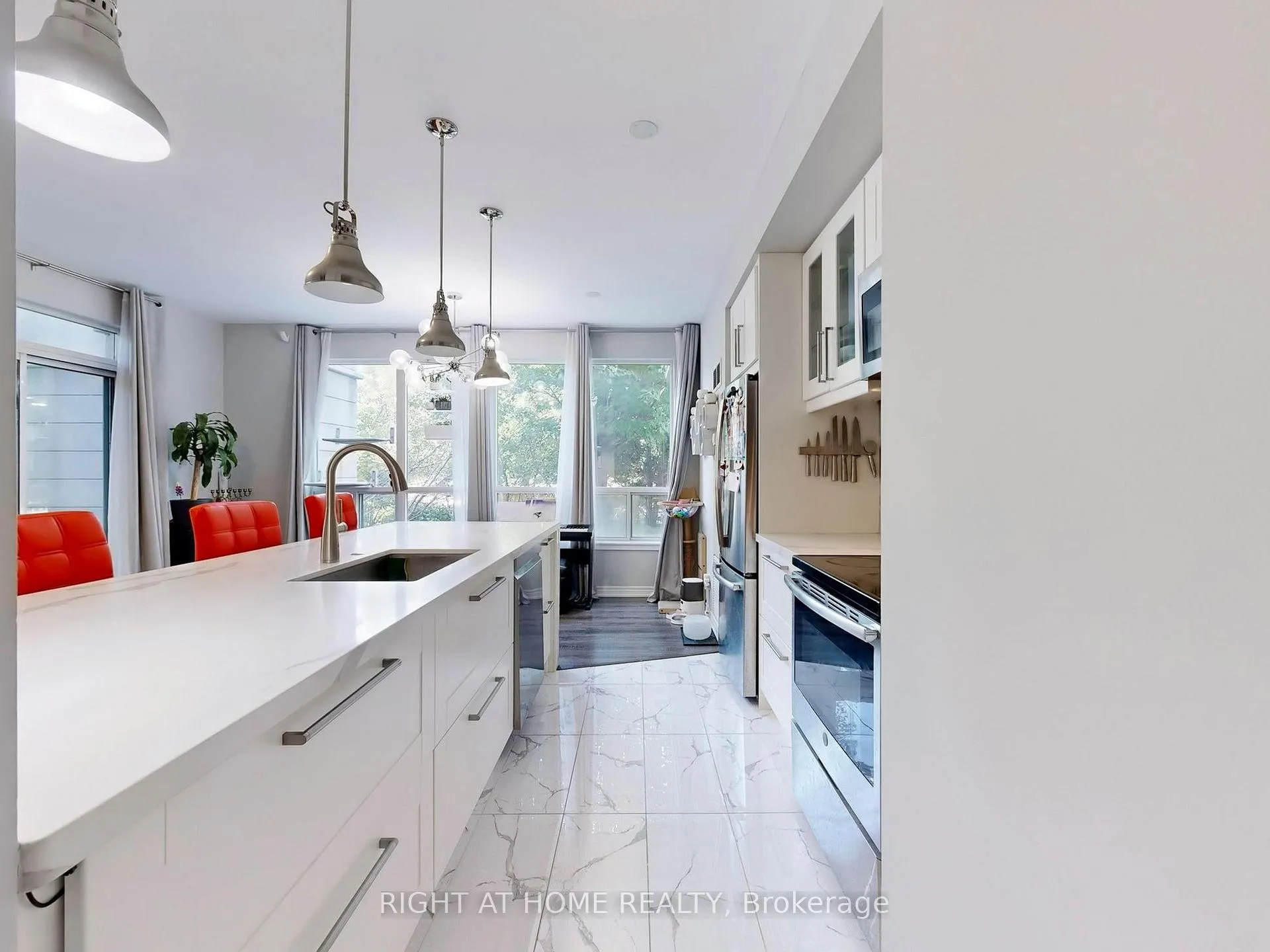 Photo 23 of Unit 105, 50 Disera Drive, Vaughan, Beverley Glen — HOMEH