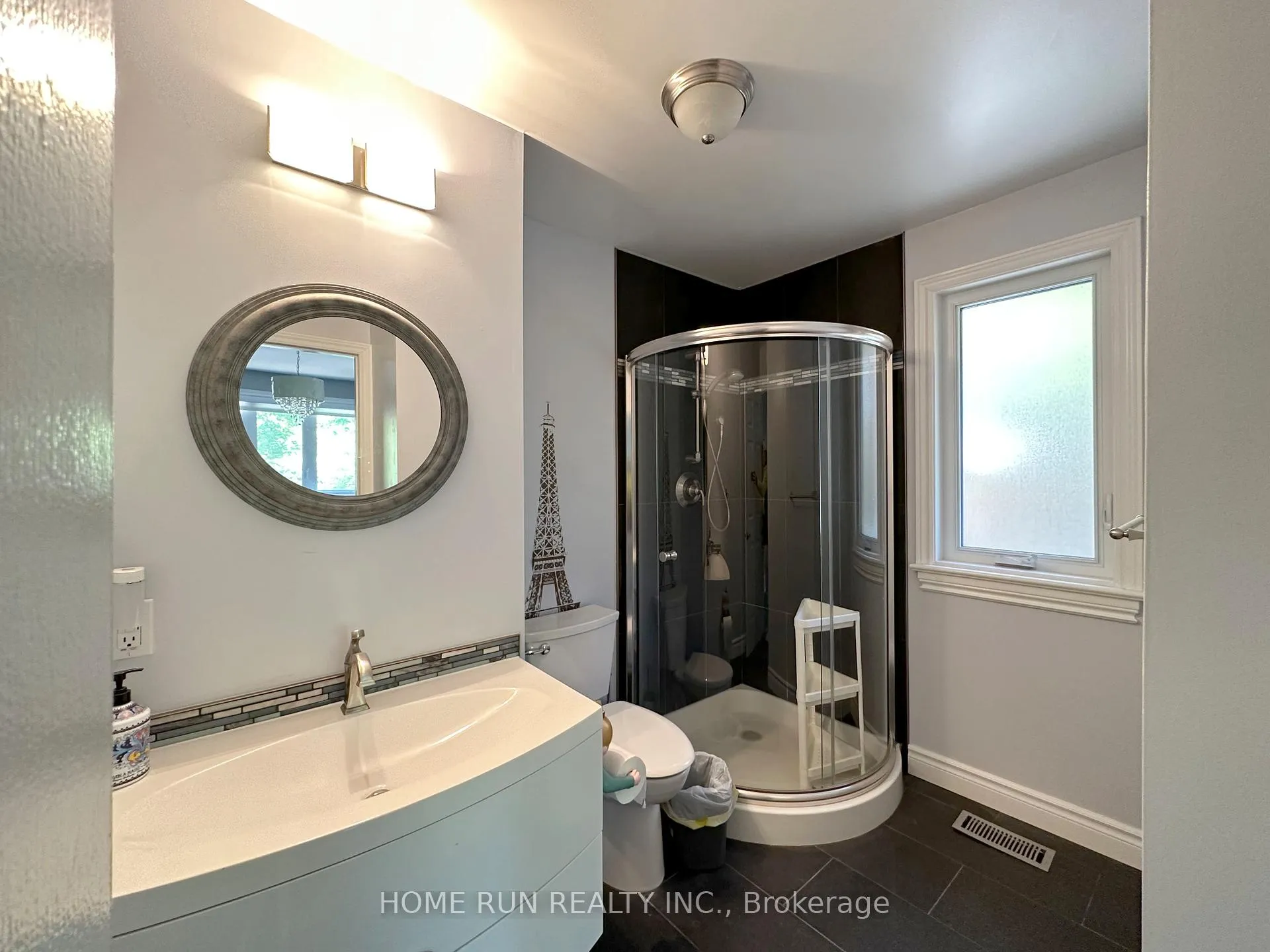 Photo 27 of 35 Blue Heron Court, Ottawa, Rockcliffe — HOMEH
