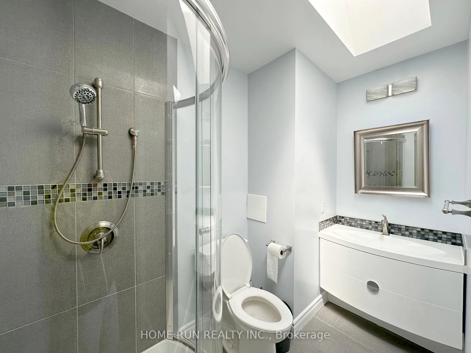 Photo 33 of 35 Blue Heron Court, Ottawa, Rockcliffe — HOMEH