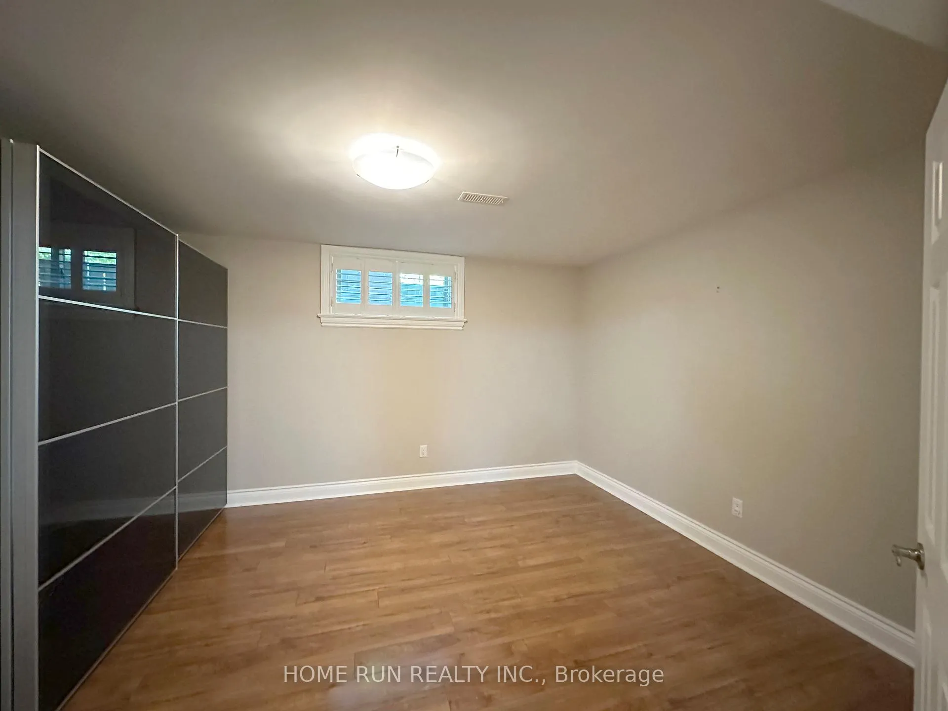 Photo 37 of 35 Blue Heron Court, Ottawa, Rockcliffe — HOMEH