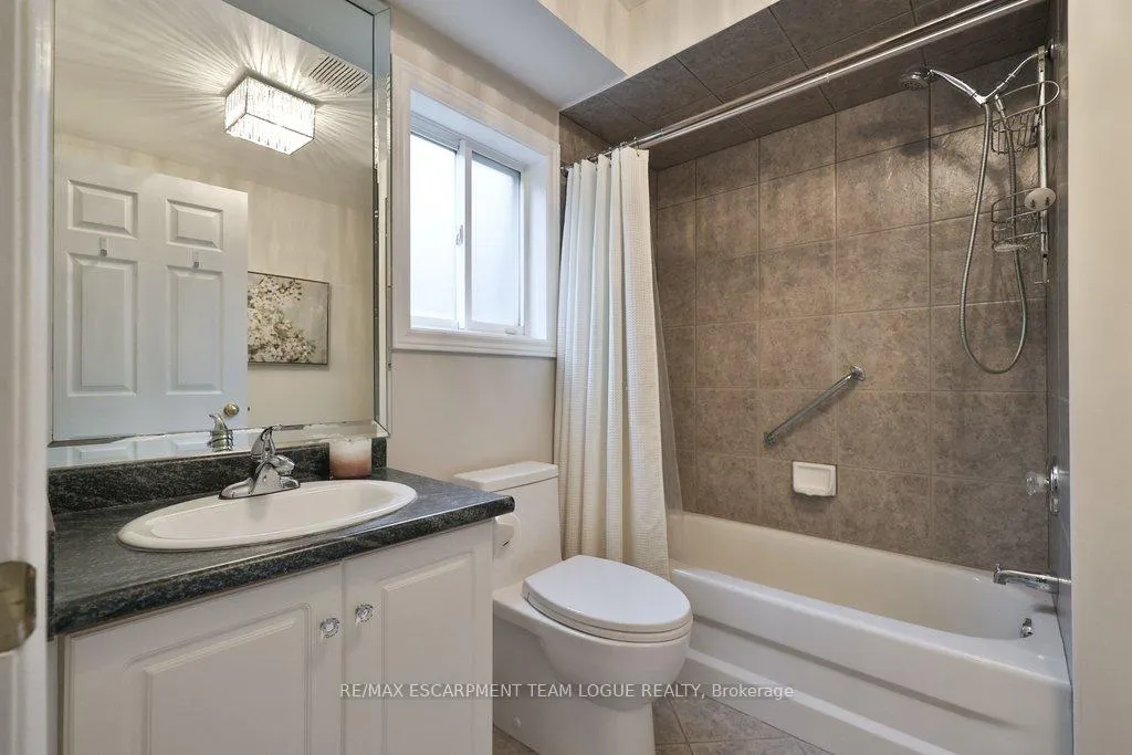 Photo 19 of 1323 Blanshard Drive, Burlington, Tansley — HOMEH