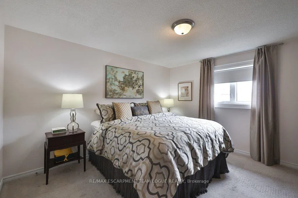 Photo 24 of 1323 Blanshard Drive, Burlington, Tansley — HOMEH