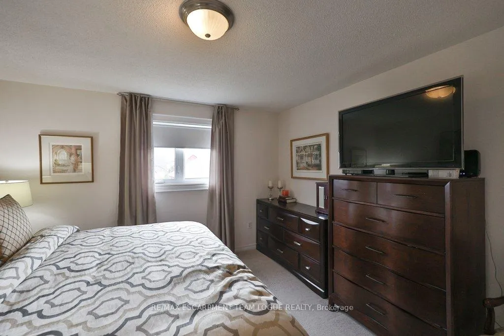 Photo 26 of 1323 Blanshard Drive, Burlington, Tansley — HOMEH