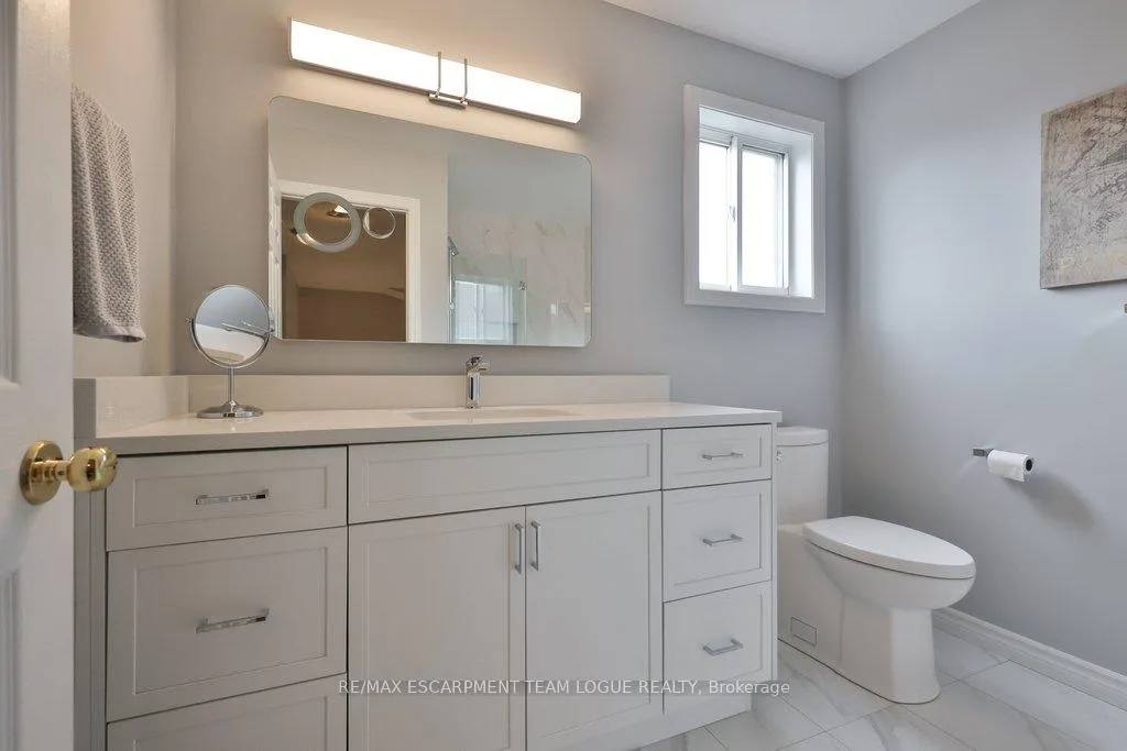 Photo 30 of 1323 Blanshard Drive, Burlington, Tansley — HOMEH