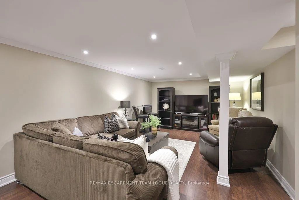 Photo 34 of 1323 Blanshard Drive, Burlington, Tansley — HOMEH