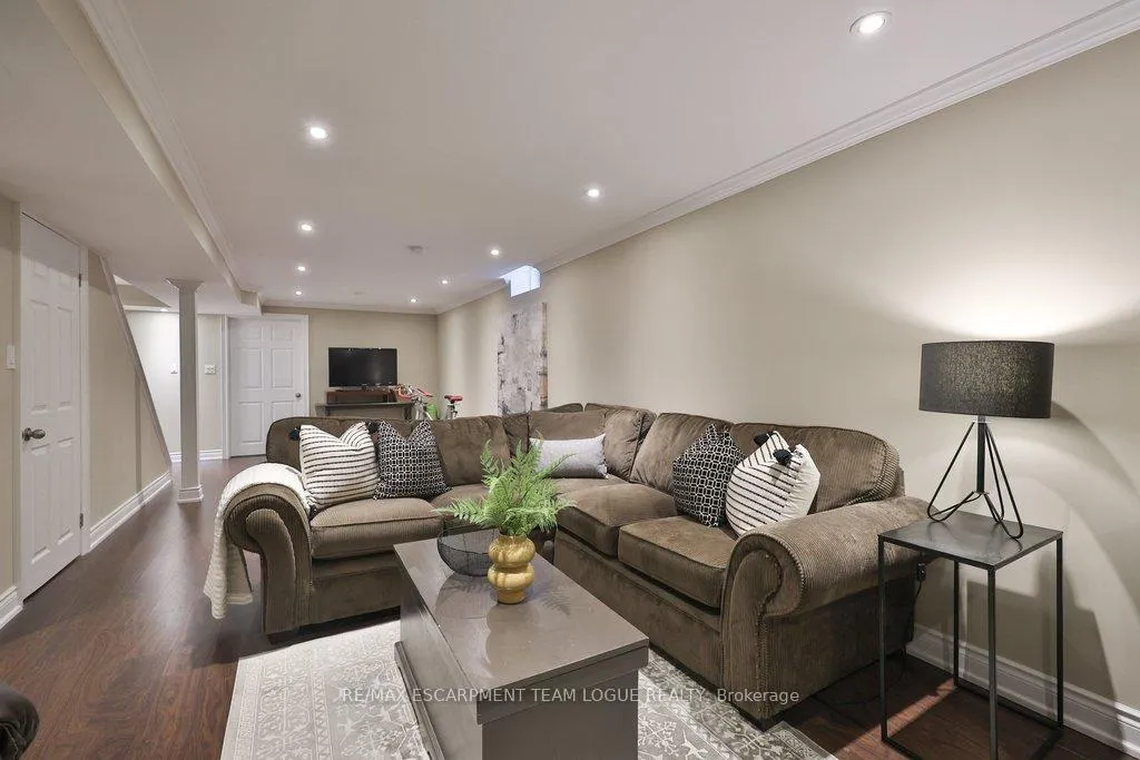Photo 36 of 1323 Blanshard Drive, Burlington, Tansley — HOMEH