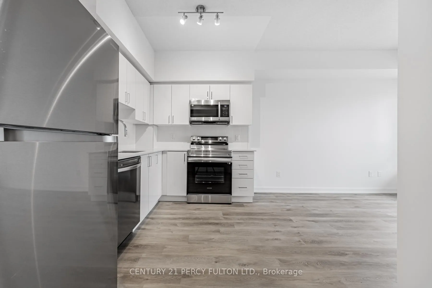 Photo 7 of Unit 1911, 1455 Celebration Drive, Pickering, Bay Ridges — HOMEH