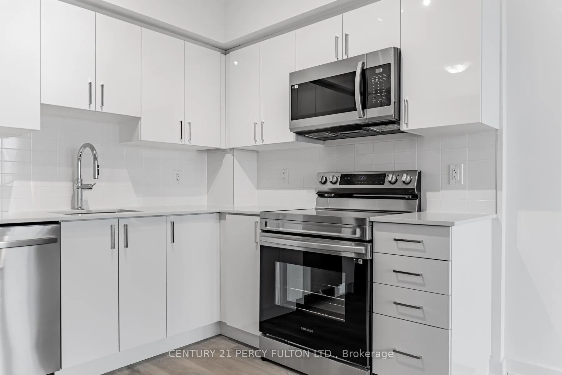 Photo 9 of Unit 1911, 1455 Celebration Drive, Pickering, Bay Ridges — HOMEH