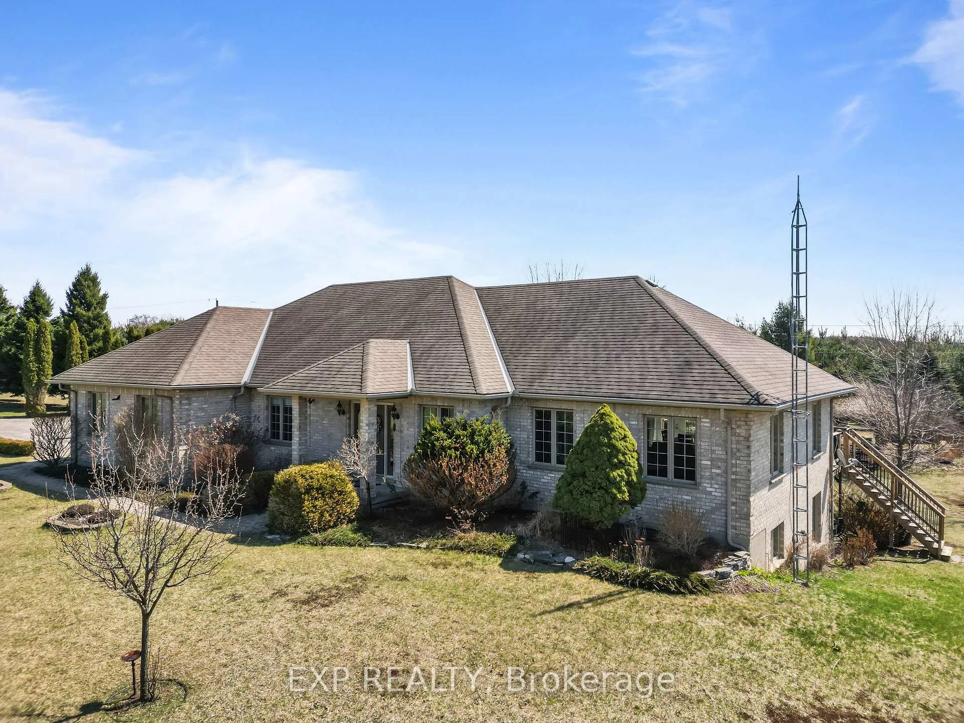 Photo 6 of 8371 Hickory Drive, Strathroy-Caradoc, Rural Strathroy-Caradoc — HOMEH