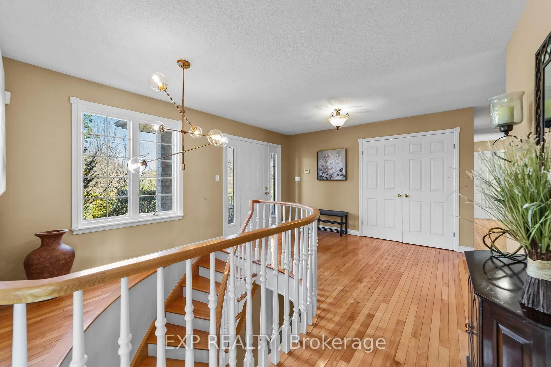 Photo 10 of 8371 Hickory Drive, Strathroy-Caradoc, Rural Strathroy-Caradoc — HOMEH