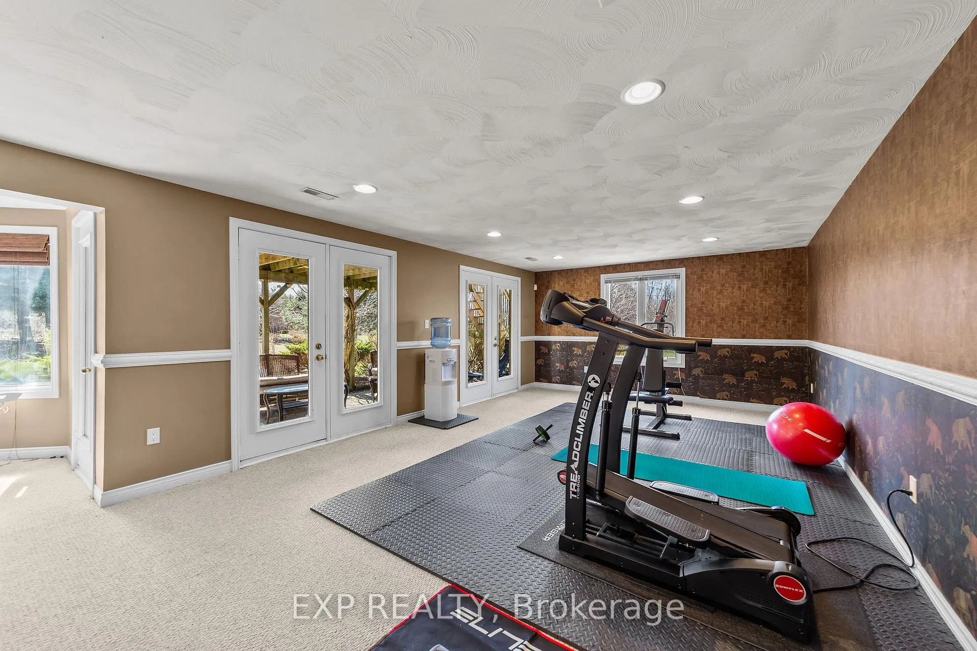 Photo 32 of 8371 Hickory Drive, Strathroy-Caradoc, Rural Strathroy-Caradoc — HOMEH