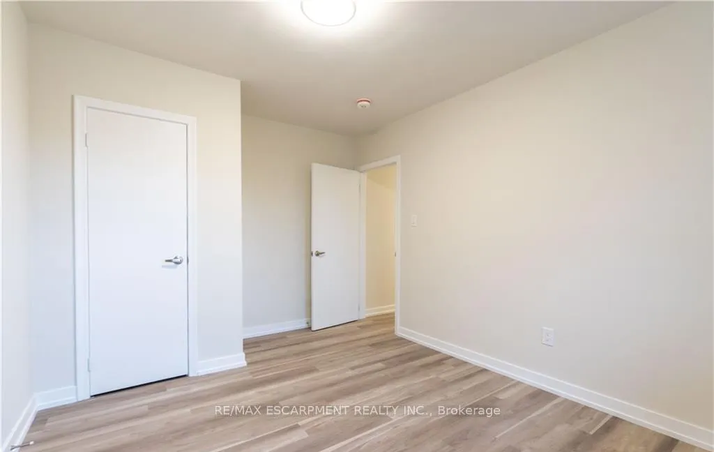 Photo 11 of Unit 1, 9 West 22nd Street, Hamilton, Westcliffe — HOMEH