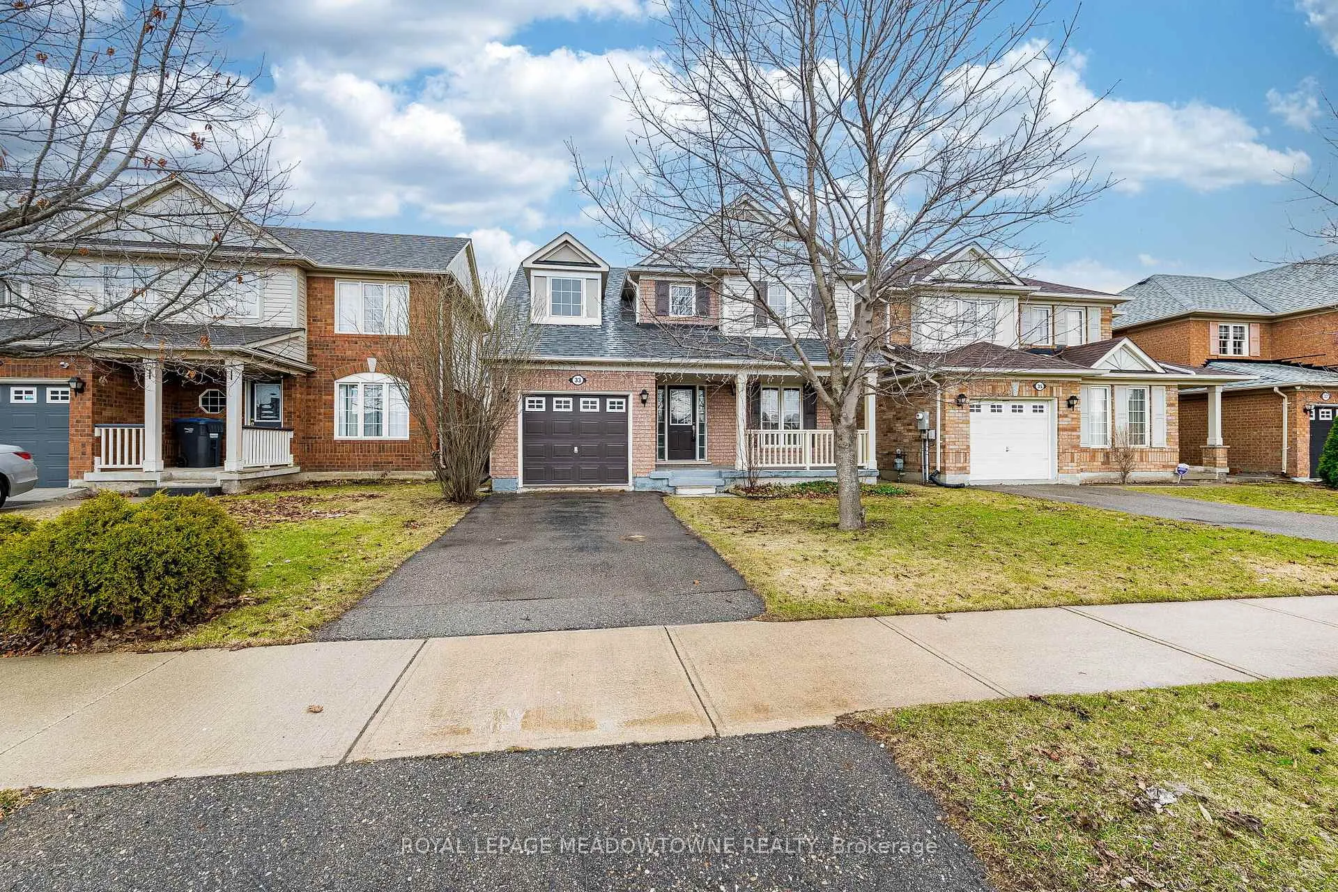 Photo 5 of 33 Sugarhill Drive, Brampton, Fletcher's Meadow — HOMEH