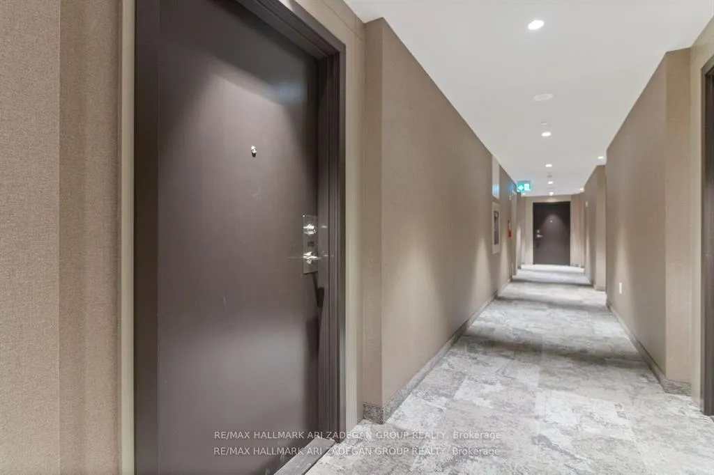 Photo 5 of Unit 805, 60 Honeycrisp Crescent, Vaughan, Vaughan Corporate Centre — HOMEH