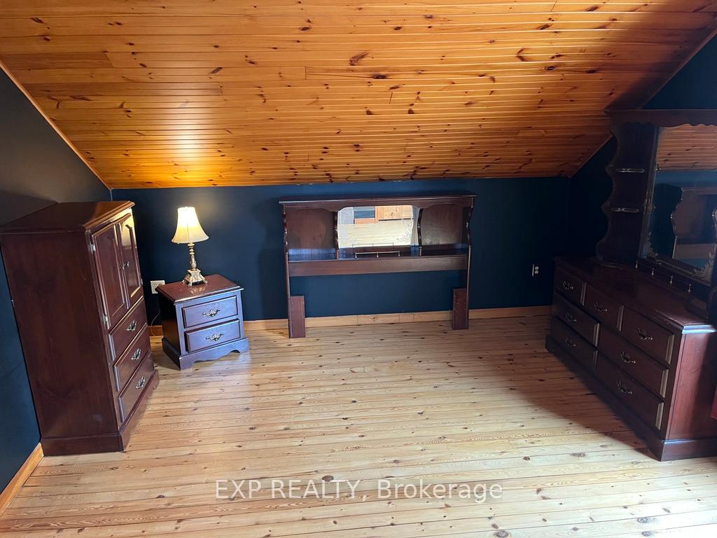 Photo 21 of 14121 Belmont Road, Central Elgin, Belmont — HOMEH