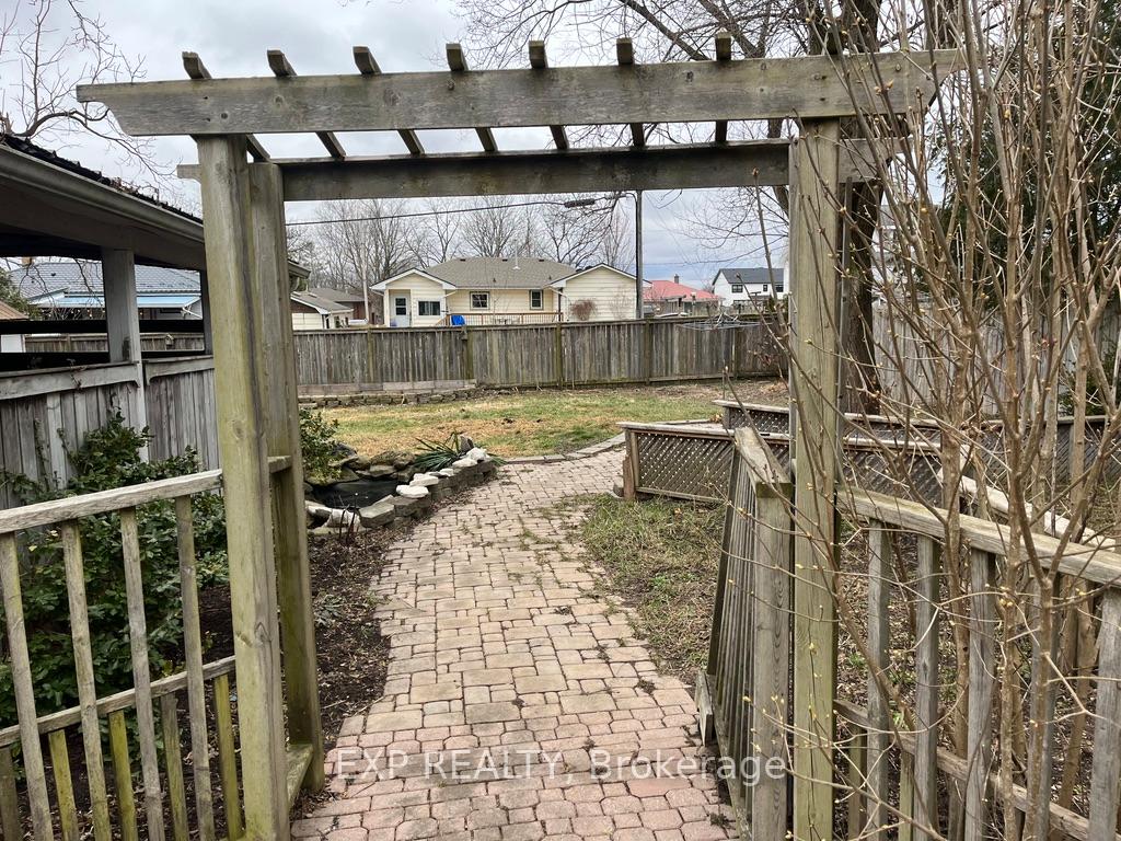 Photo 29 of 14121 Belmont Road, Central Elgin, Belmont — HOMEH