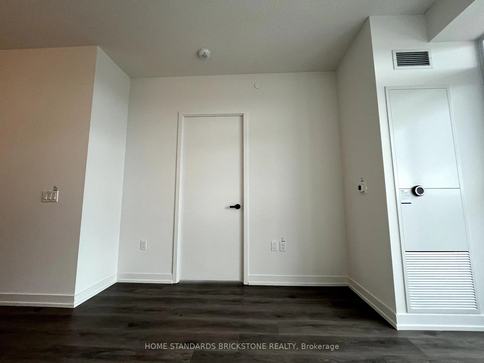 Photo 7 of Unit 3208, 225 Commerce Street, Vaughan, Vaughan Corporate Centre — HOMEH