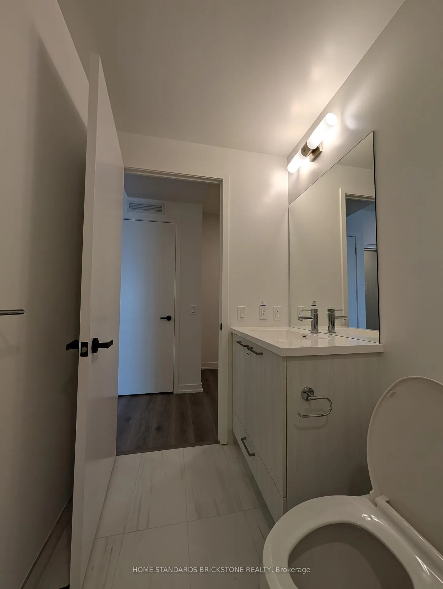 Photo 16 of Unit 3208, 225 Commerce Street, Vaughan, Vaughan Corporate Centre — HOMEH