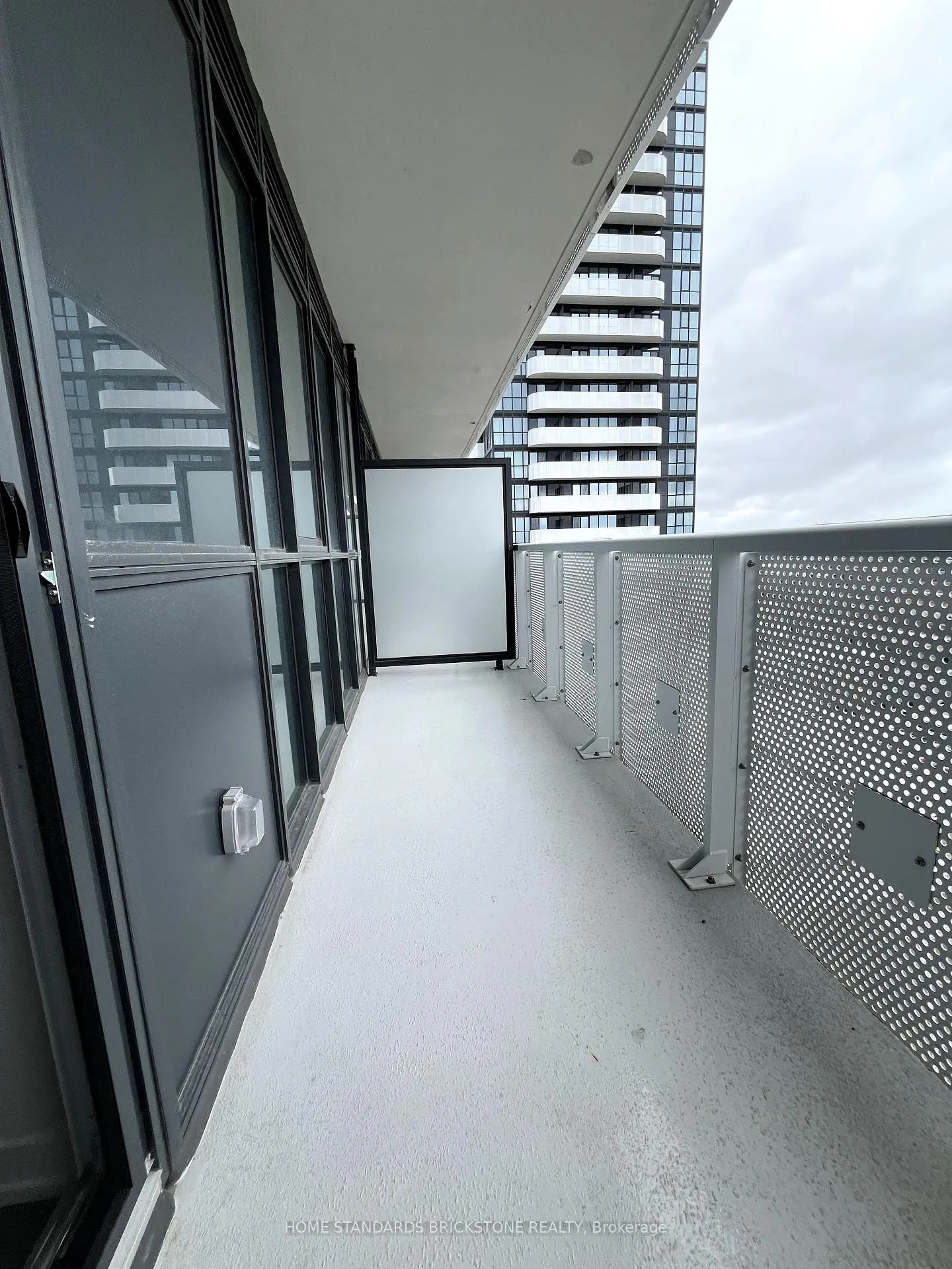 Photo 21 of Unit 3208, 225 Commerce Street, Vaughan, Vaughan Corporate Centre — HOMEH