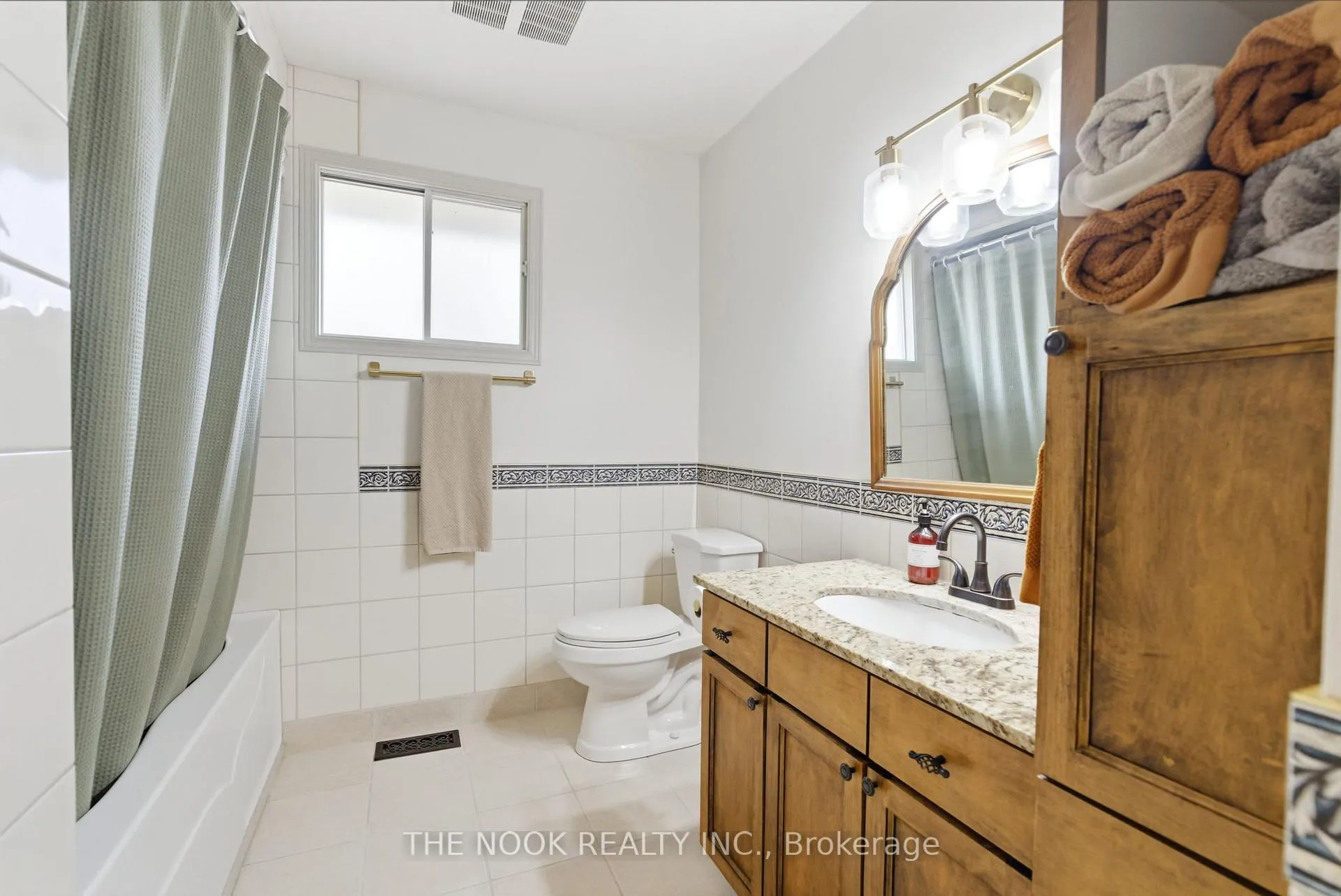 Photo 23 of 270 St. Lawrence Street E, Centre Hastings — HOMEH
