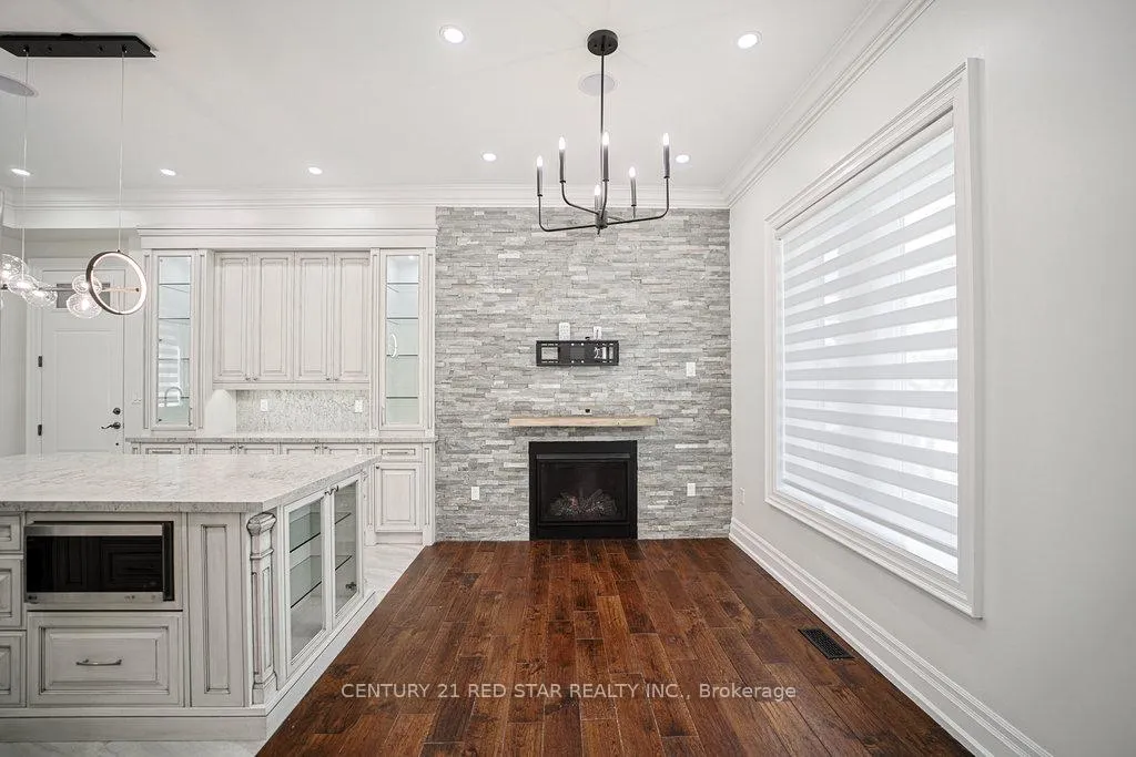 Photo 17 of 164 Elmhurst Drive, Etobicoke, Rexdale-Kipling — HOMEH
