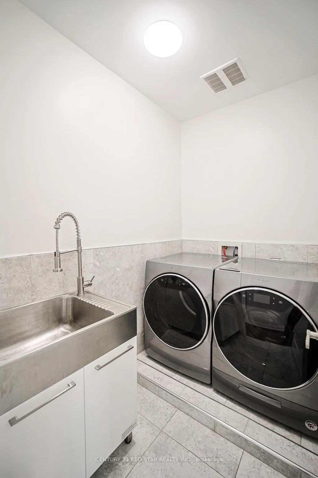Photo 31 of 164 Elmhurst Drive, Etobicoke, Rexdale-Kipling — HOMEH