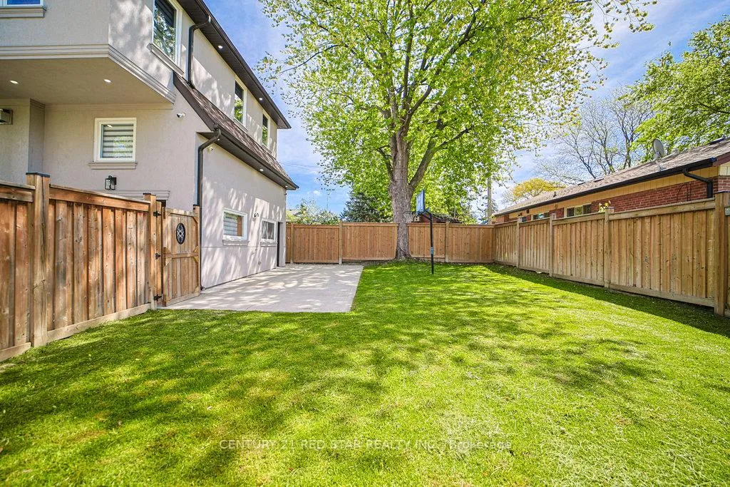 Photo 39 of 164 Elmhurst Drive, Etobicoke, Rexdale-Kipling — HOMEH