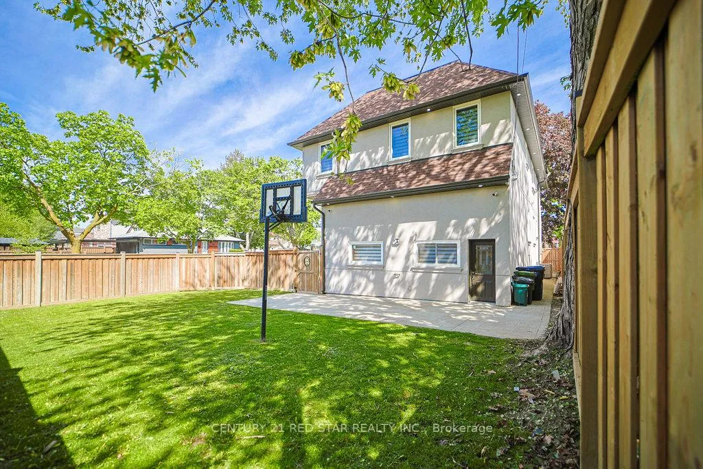 Photo 40 of 164 Elmhurst Drive, Etobicoke, Rexdale-Kipling — HOMEH
