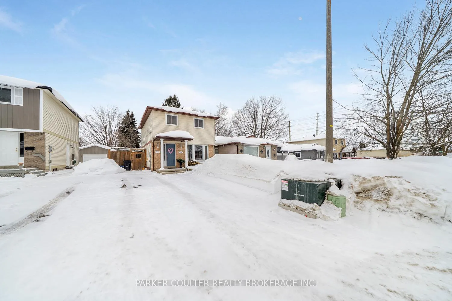 Photo 2 of 30 Janice Drive, Barrie, Sunnidale — HOMEH