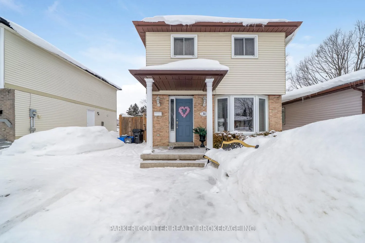 Photo 3 of 30 Janice Drive, Barrie, Sunnidale — HOMEH