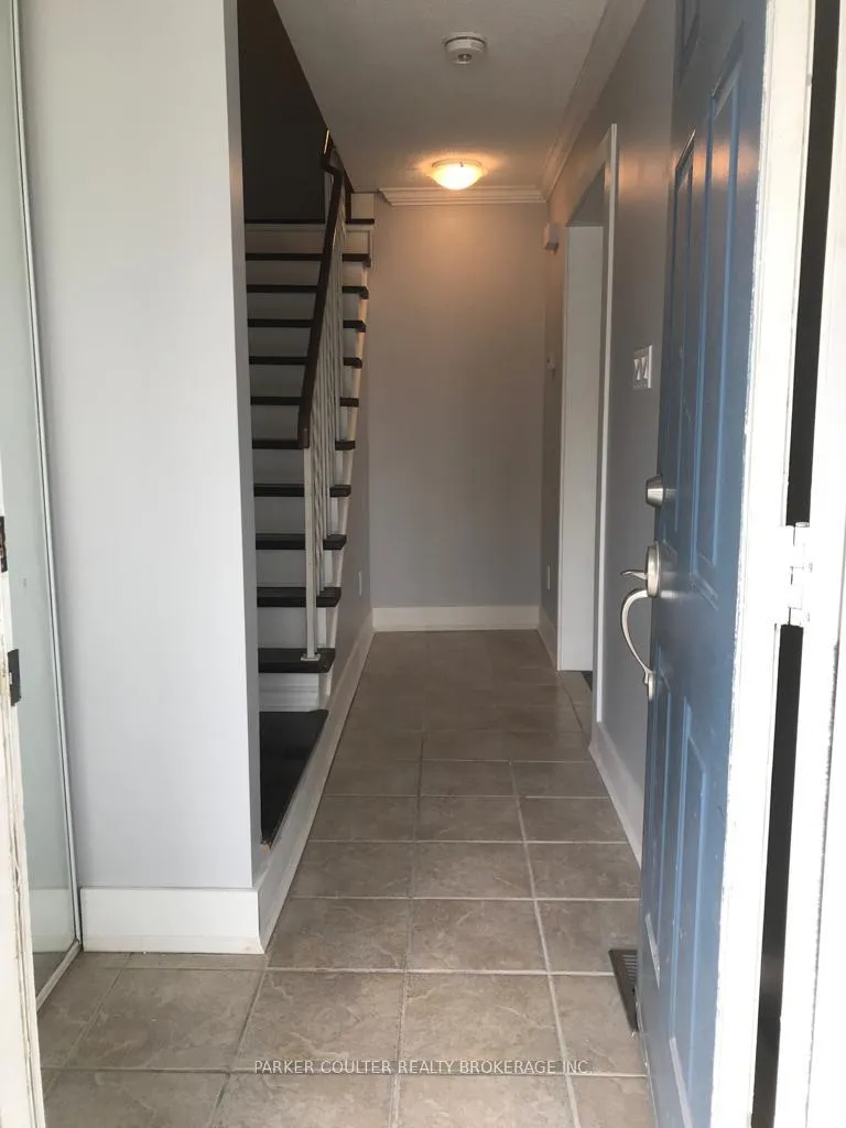 Photo 9 of 30 Janice Drive, Barrie, Sunnidale — HOMEH