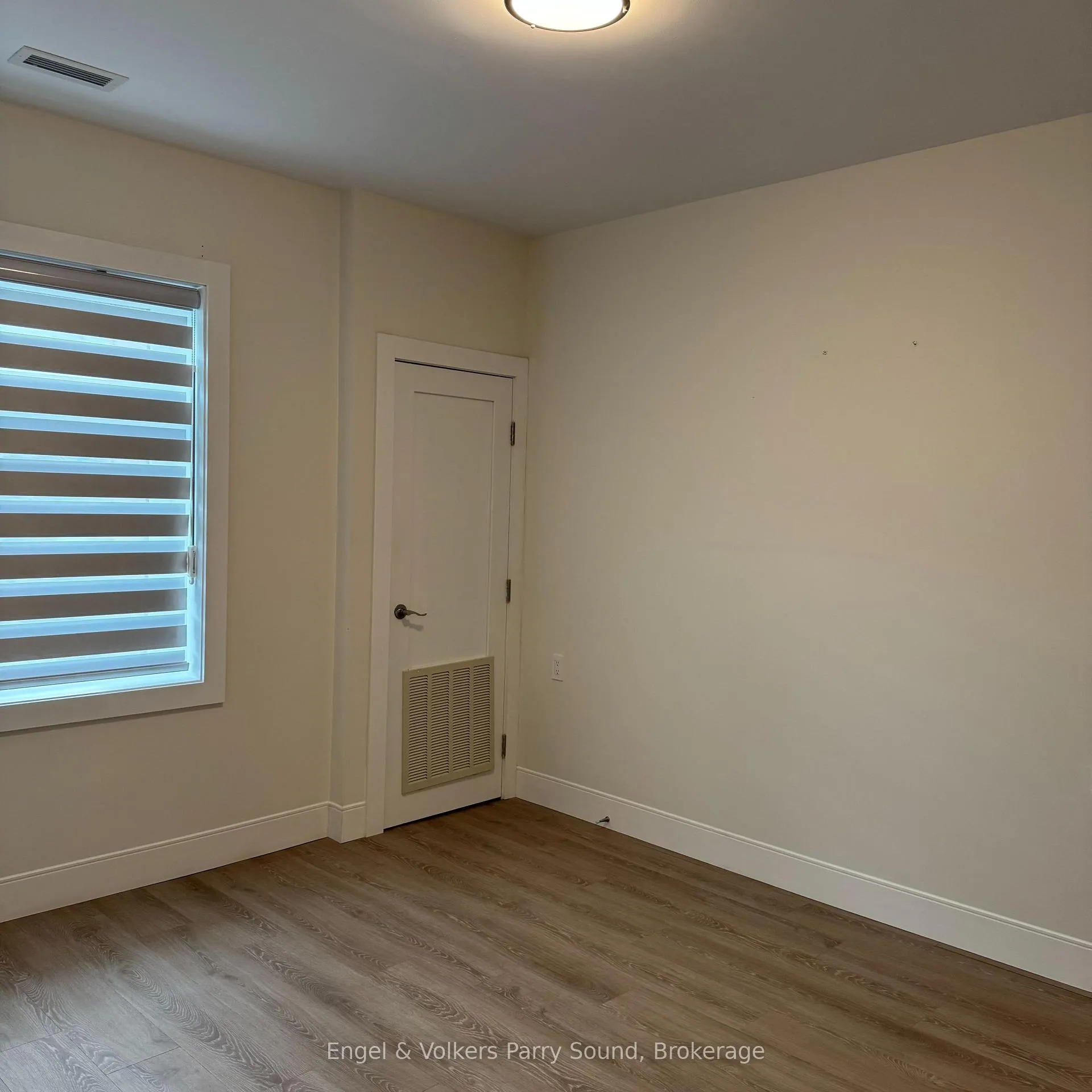 Photo 6 of Unit 204, 410 First Street N, Gravenhurst, Wood (Gravenhurst) — HOMEH