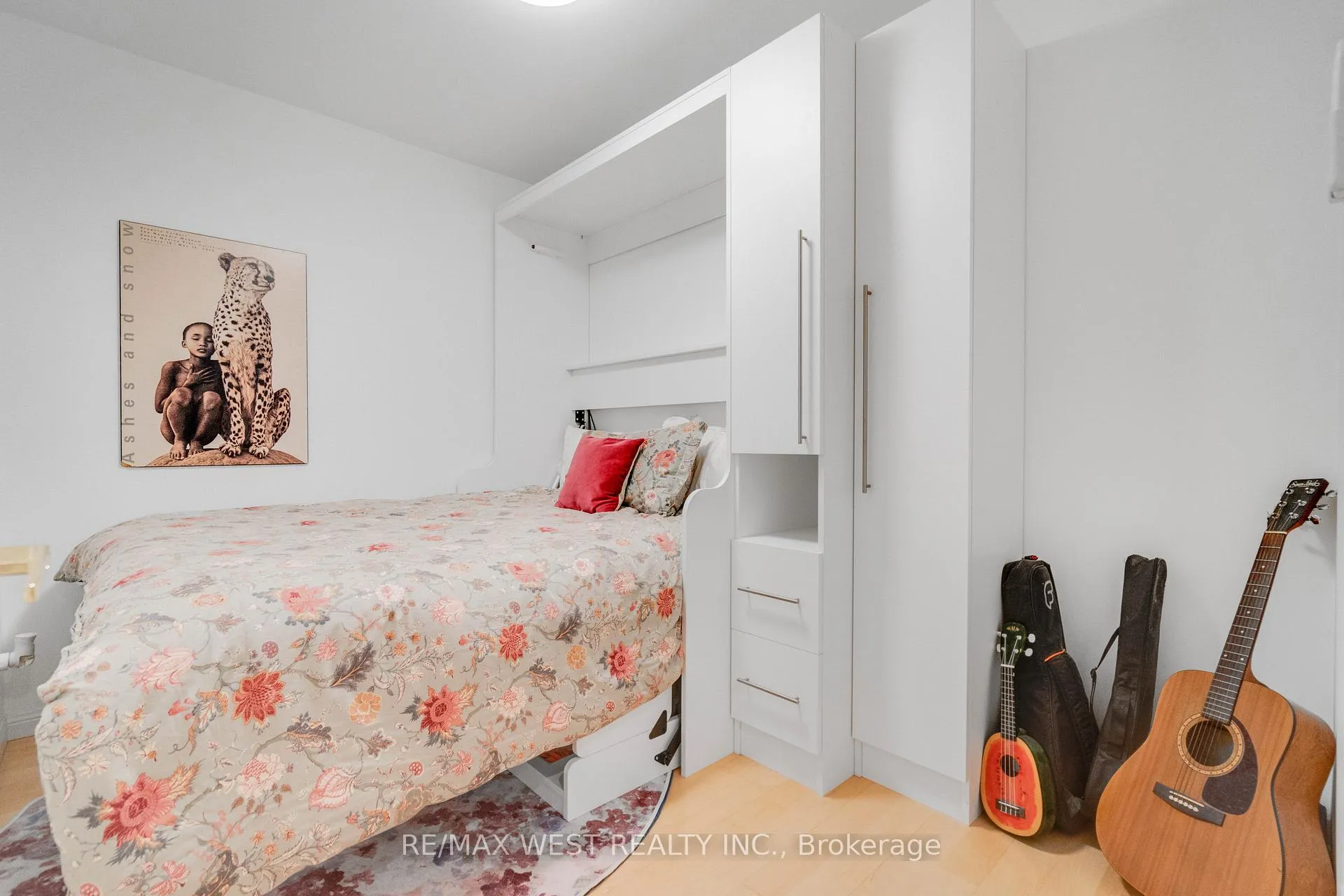 Photo 7 of Unit 202, 18 Stafford Street, Toronto, Niagara — HOMEH