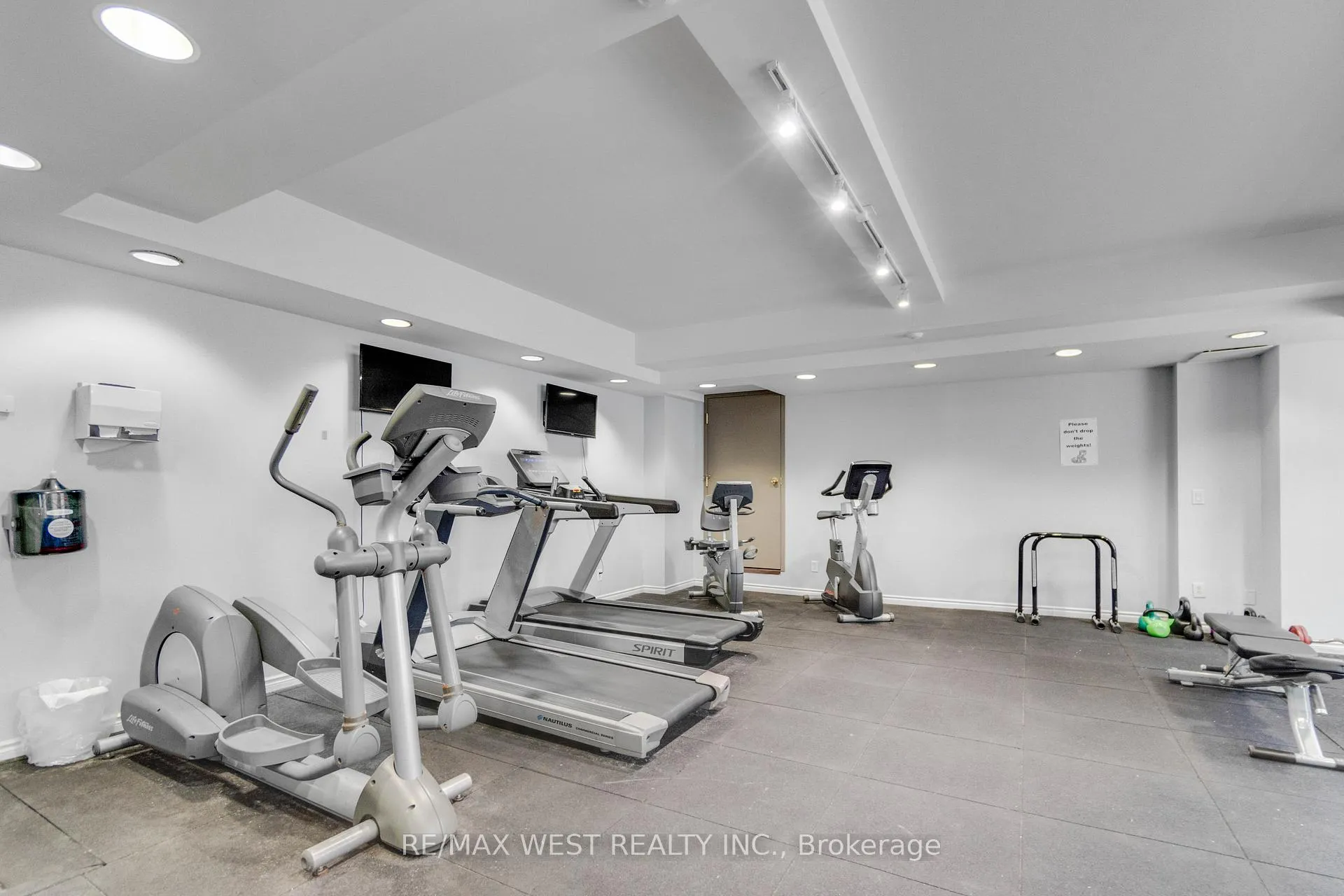 Photo 10 of Unit 202, 18 Stafford Street, Toronto, Niagara — HOMEH